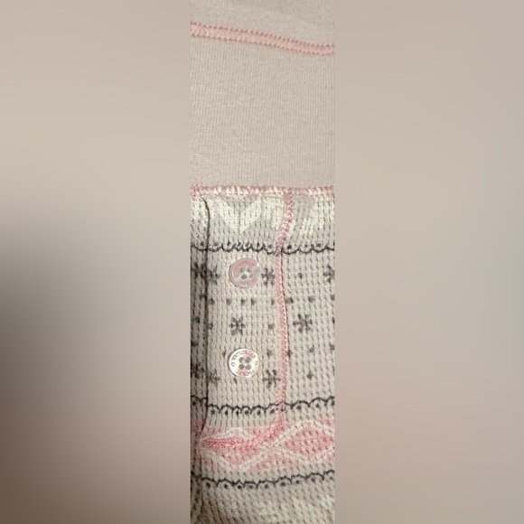 Victoria's Secret Snowflake Print Pink and Gray Pajama Pants - Picture 2 of 12